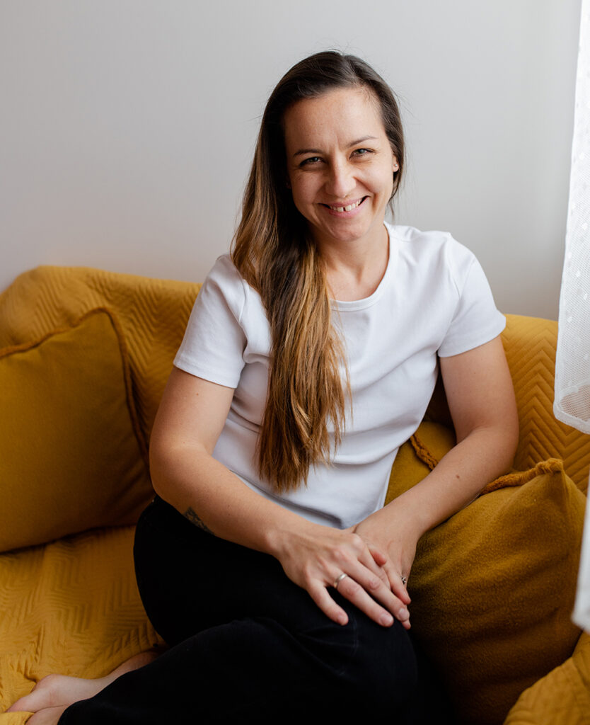 Morva Réka mintatervező, pattern designer és grafikus portré